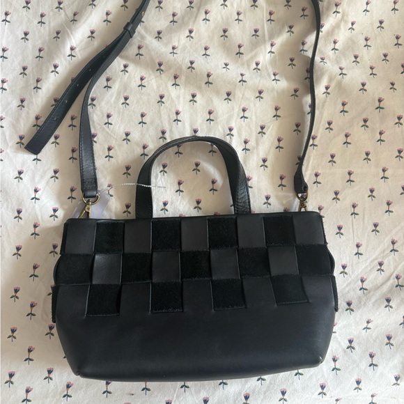 Madewell Handbags - Madewell Black Woven Handbag with removable strap